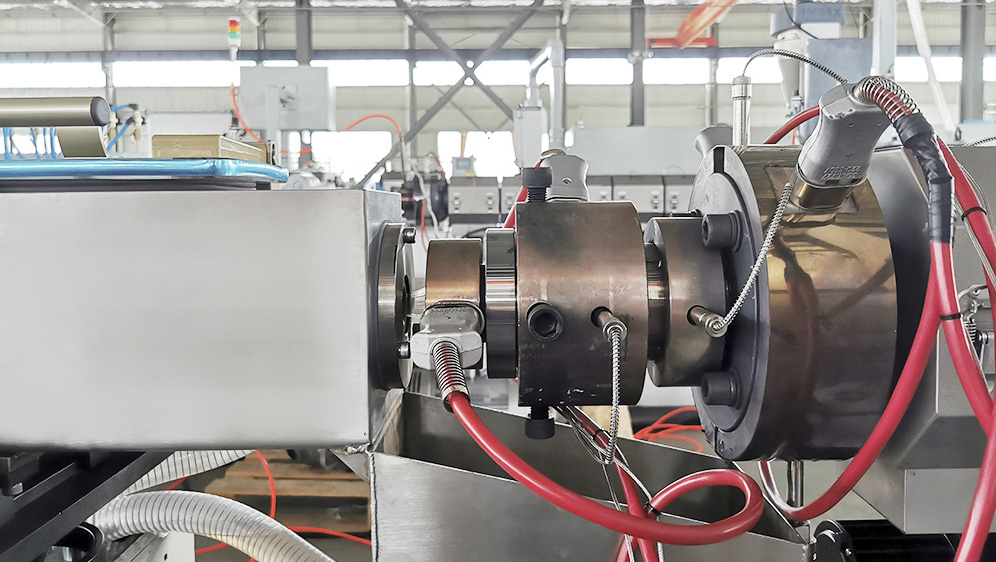 SXG-50 PFA,FEP Precision Fluorine Tube Extrusion Line Commissioning